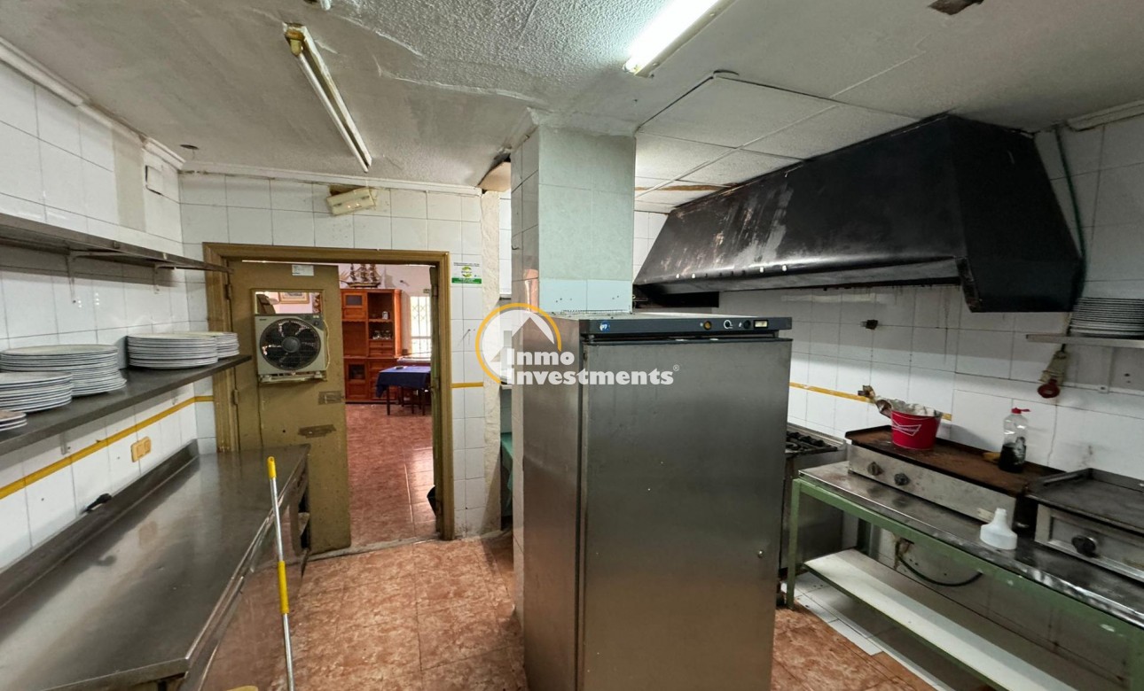 Revente privée - Local commercial - Torrevieja - Estacion de autobuses