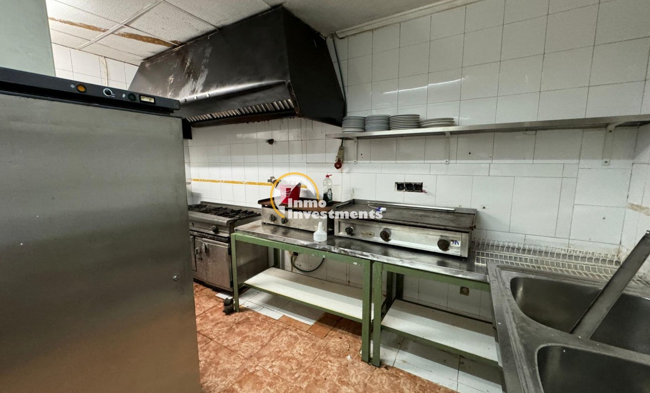 Revente privée - Local commercial - Torrevieja - Estacion de autobuses