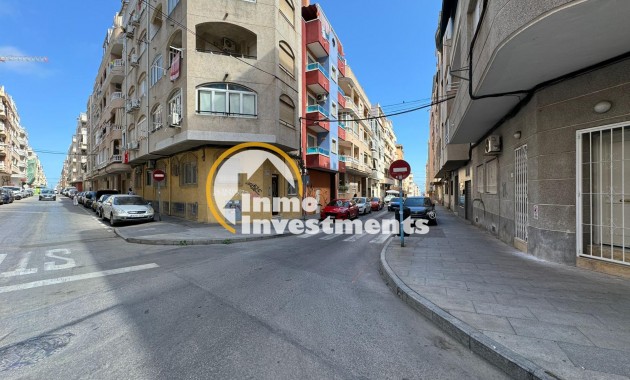 Revente privée - Local commercial - Torrevieja - Estacion de autobuses