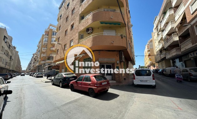 Revente privée - Local commercial - Torrevieja - Estacion de autobuses