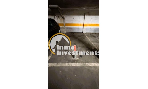 Resale - Garage - Torrevieja - Playa del Cura