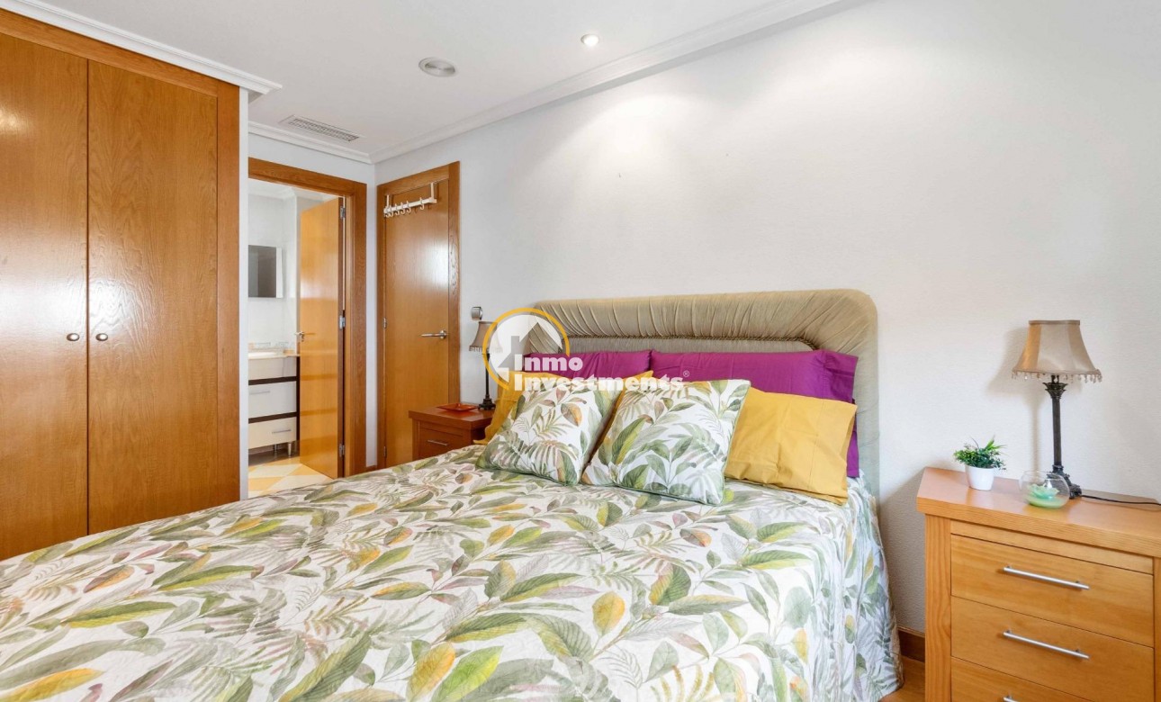 Resale - Penthouse - Torrevieja