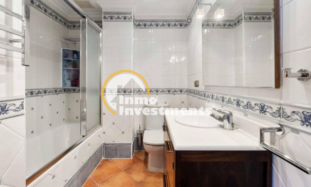 Resale - Penthouse - Torrevieja