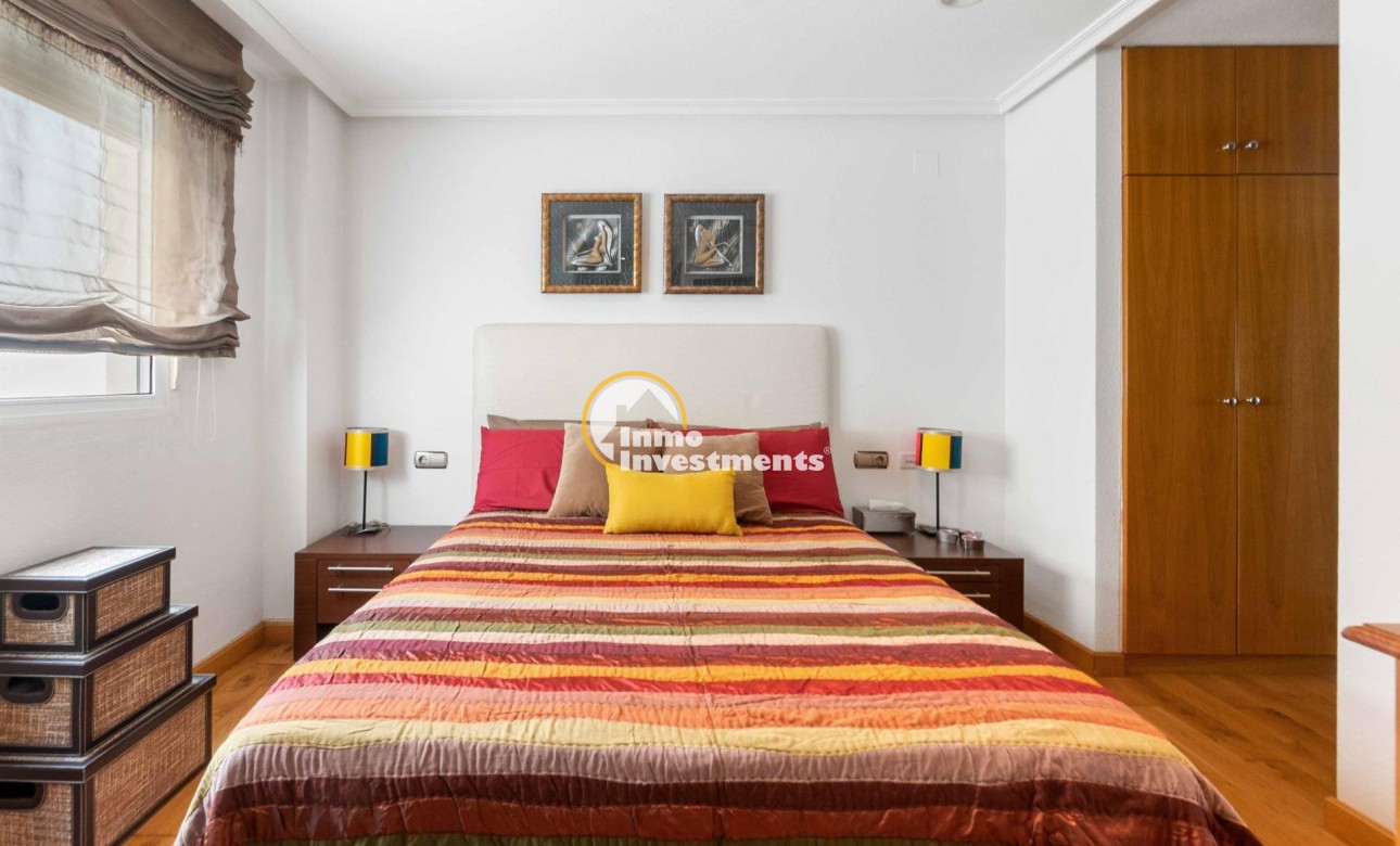 Resale - Penthouse - Torrevieja