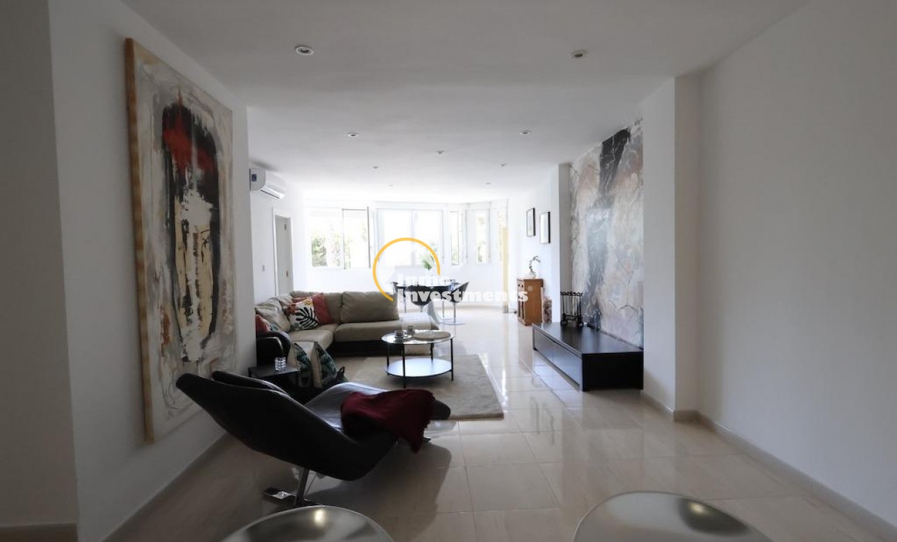 Resale - Apartment - Torrevieja