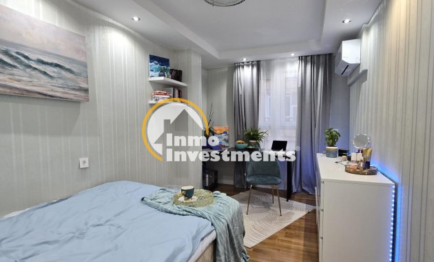 Reventa - Apartamento - Torrevieja - Acequion