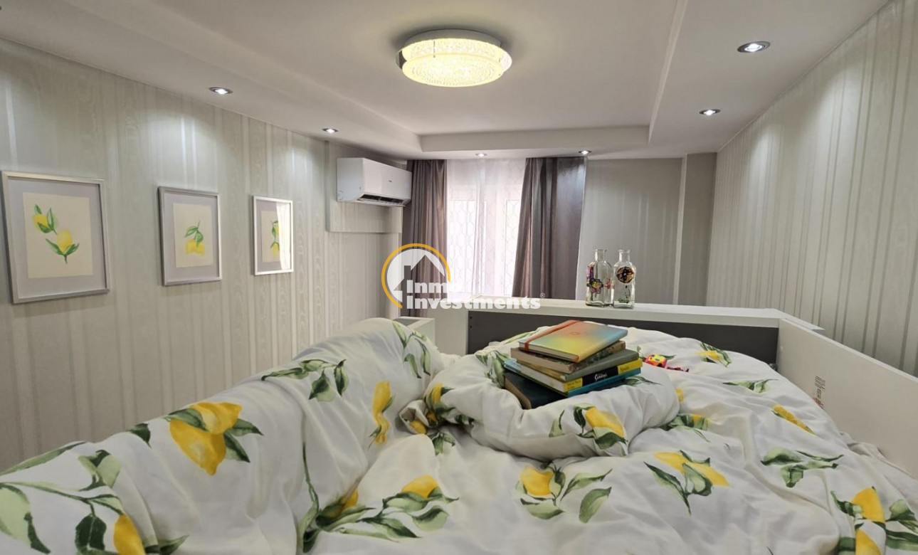 Reventa - Apartamento - Torrevieja - Acequion