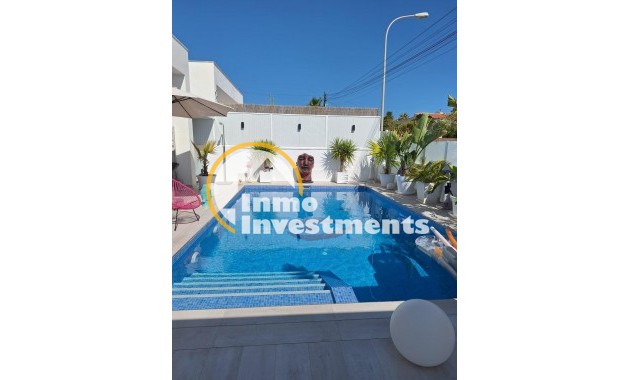 Reventa - Chalet independiente - Torrevieja - La Siesta