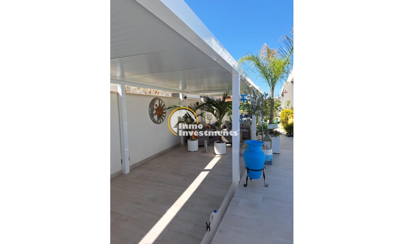 Reventa - Chalet independiente - Torrevieja - La Siesta