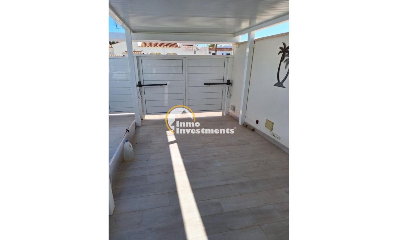 Reventa - Chalet independiente - Torrevieja - La Siesta