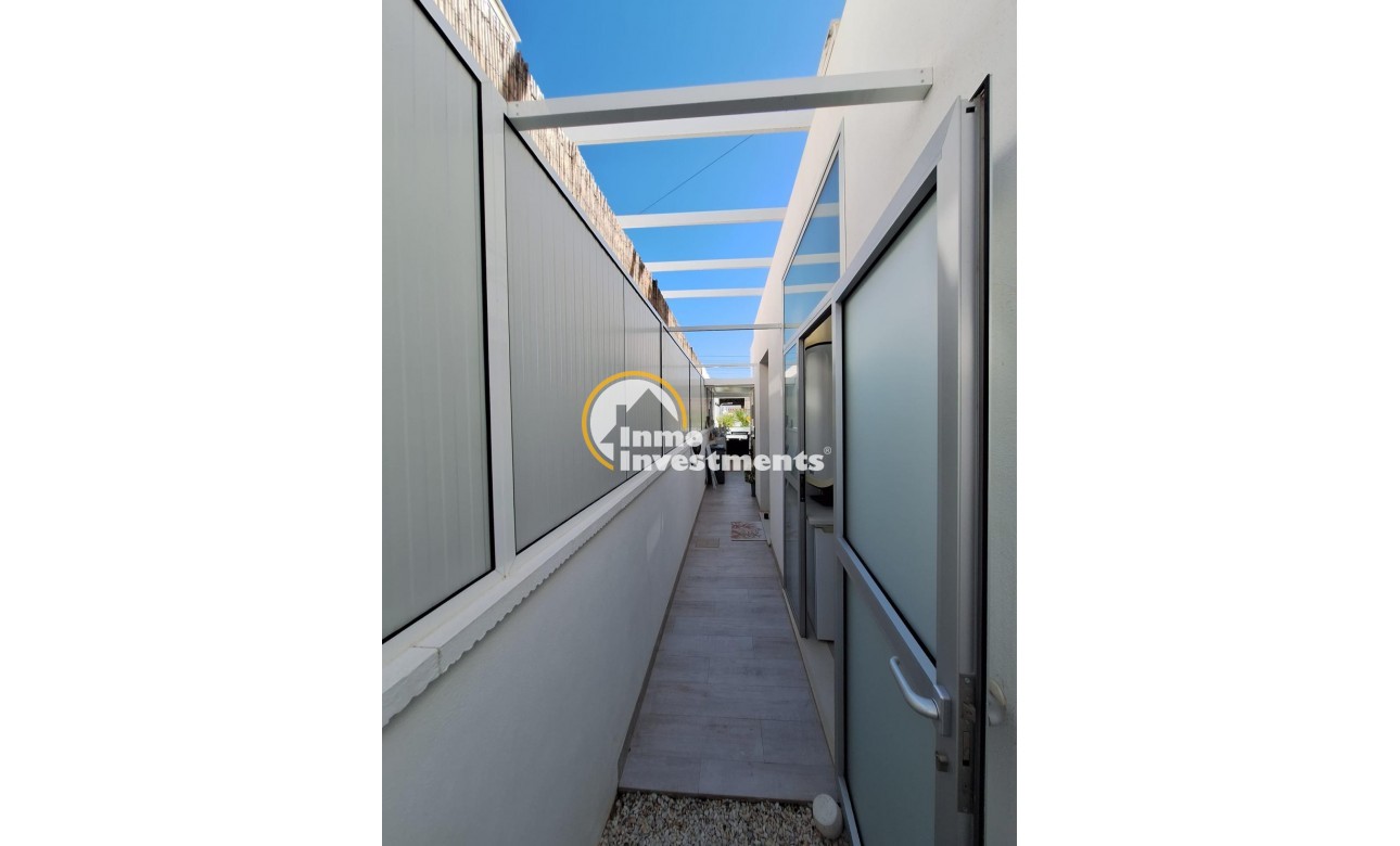 Reventa - Chalet independiente - Torrevieja - La Siesta