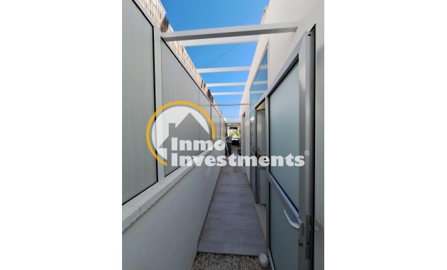 Reventa - Chalet independiente - Torrevieja - La Siesta