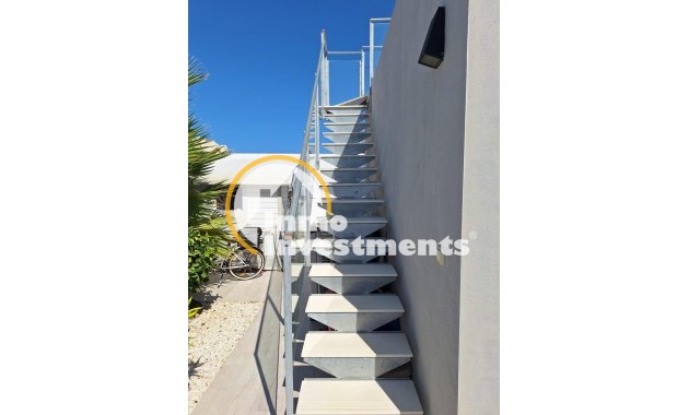 Reventa - Chalet independiente - Torrevieja - La Siesta