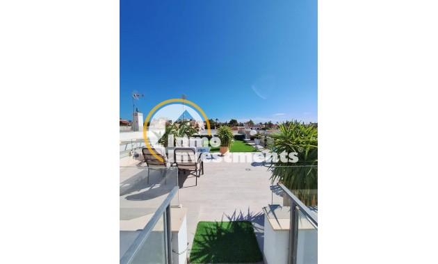 Reventa - Chalet independiente - Torrevieja - La Siesta