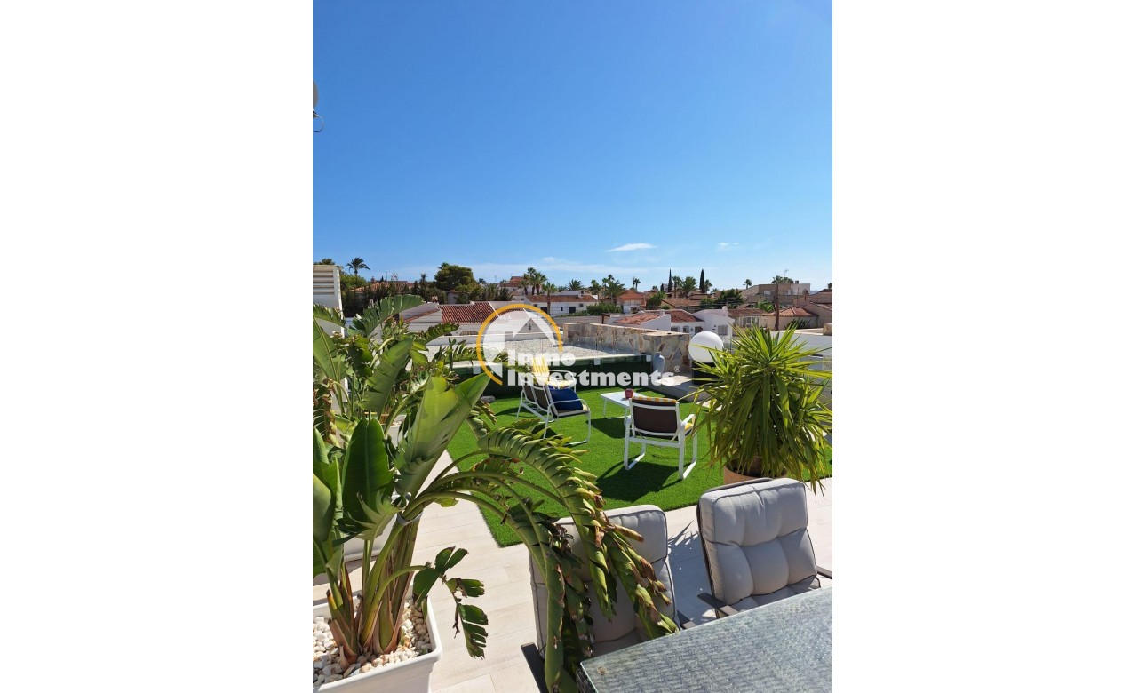 Reventa - Chalet independiente - Torrevieja - La Siesta