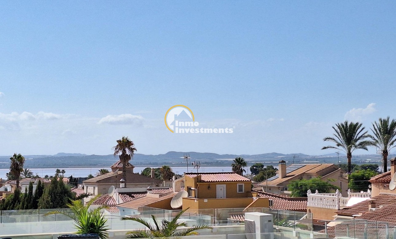 Reventa - Chalet independiente - Torrevieja - La Siesta