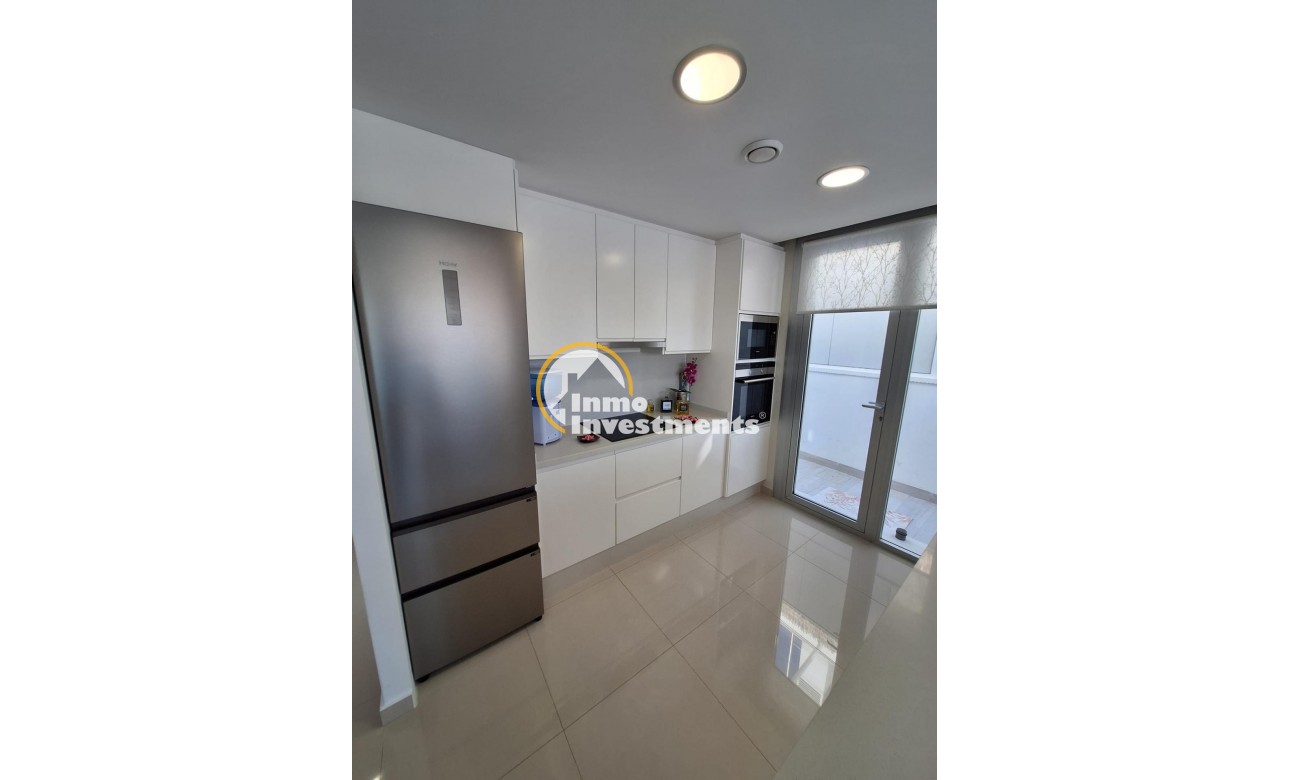 Reventa - Chalet independiente - Torrevieja - La Siesta