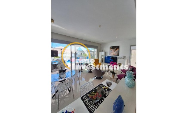 Reventa - Chalet independiente - Torrevieja - La Siesta