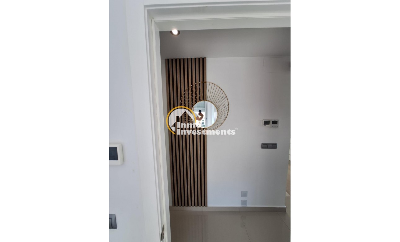 Reventa - Chalet independiente - Torrevieja - La Siesta