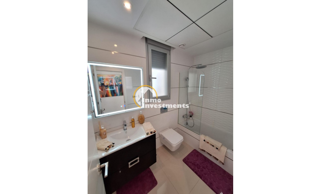 Reventa - Chalet independiente - Torrevieja - La Siesta