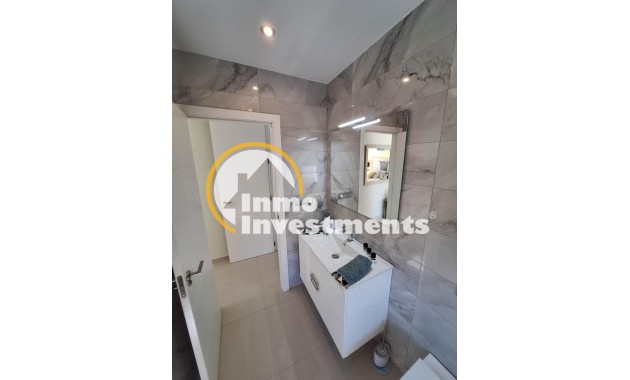 Reventa - Chalet independiente - Torrevieja - La Siesta