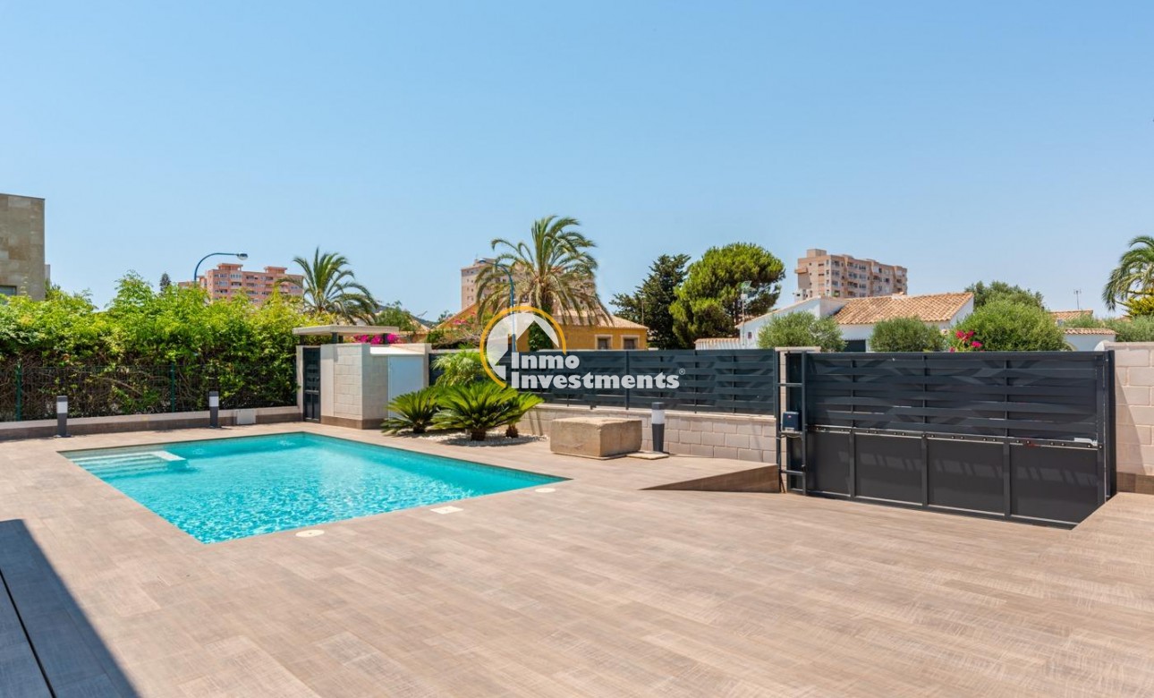 Obra nueva - Chalet independiente - Cartagena - Playa Honda