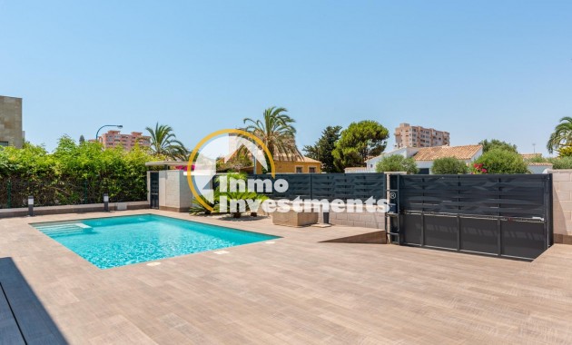 Obra nueva - Chalet independiente - Cartagena - Playa Honda