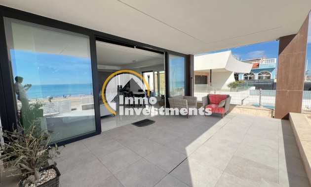 Reventa - Chalet independiente - Torrevieja - La Mata