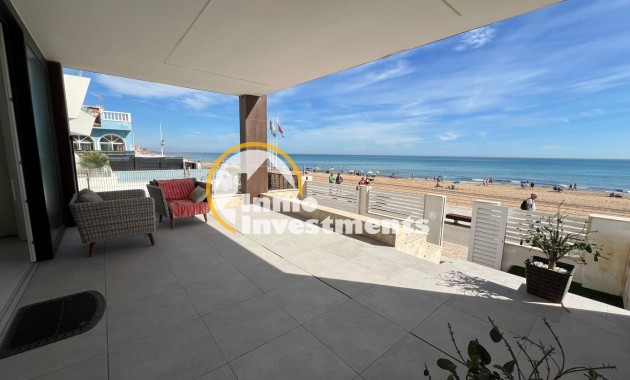 Reventa - Chalet independiente - Torrevieja - La Mata