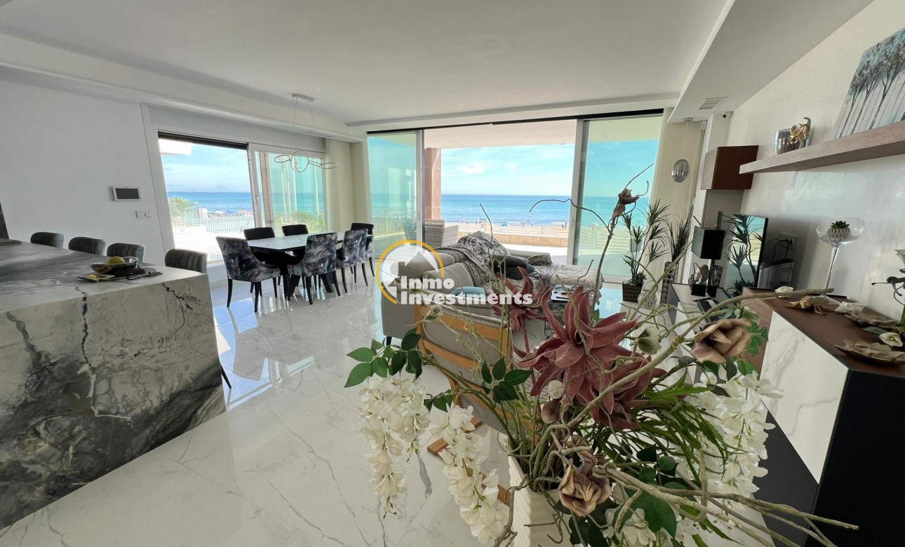 Reventa - Chalet independiente - Torrevieja - La Mata