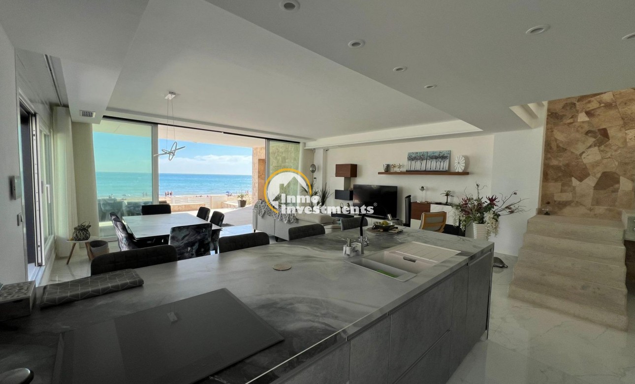 Reventa - Chalet independiente - Torrevieja - La Mata