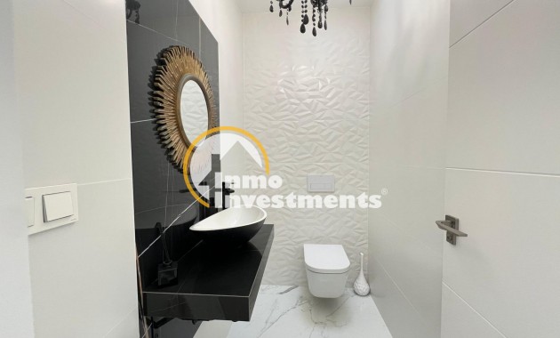 Reventa - Chalet independiente - Torrevieja - La Mata