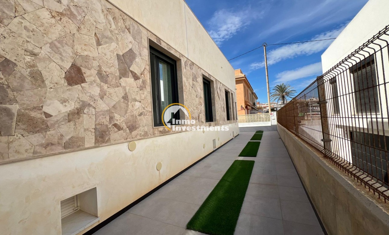 Reventa - Chalet independiente - Torrevieja - La Mata