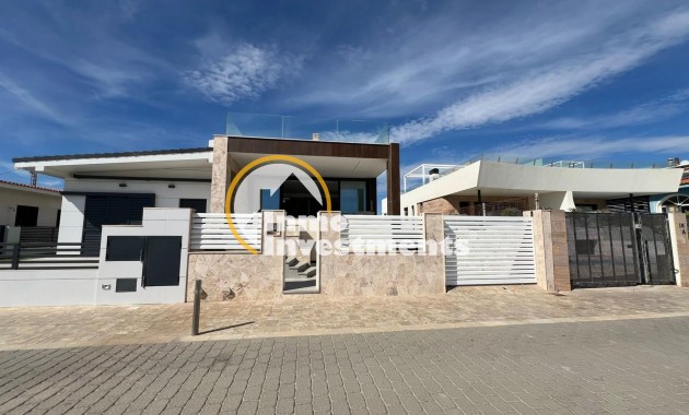 Reventa - Chalet independiente - Torrevieja - La Mata