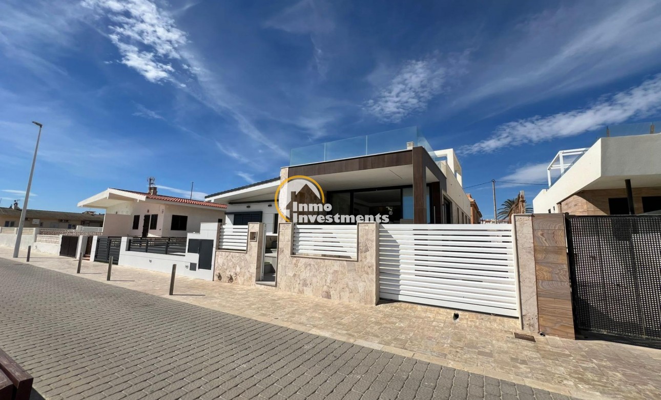 Reventa - Chalet independiente - Torrevieja - La Mata