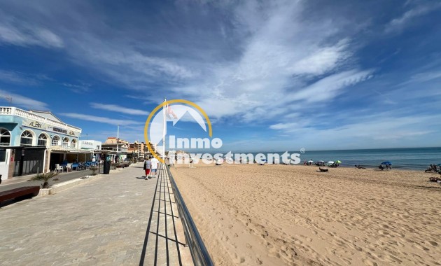 Reventa - Chalet independiente - Torrevieja - La Mata