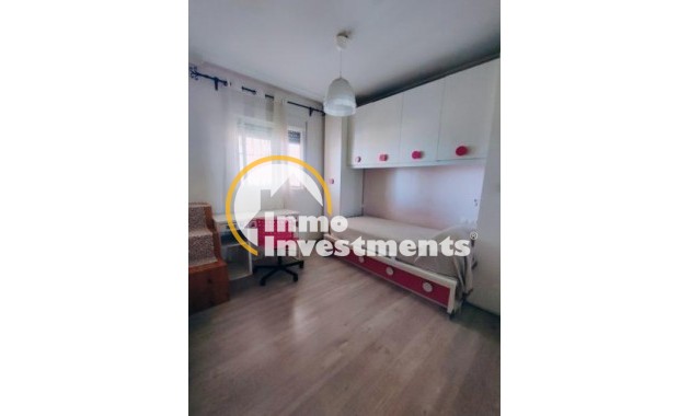 Reventa - Chalet independiente - Torrevieja - Aguas Nuevas