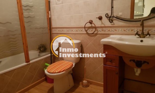 Reventa - Chalet independiente - Torrevieja - Aguas Nuevas