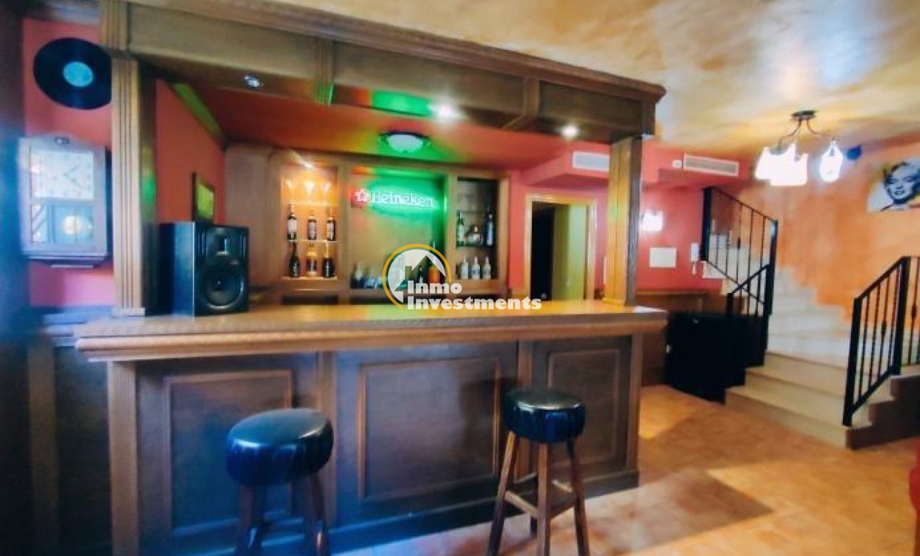 Reventa - Chalet independiente - Torrevieja - Aguas Nuevas