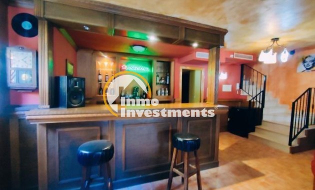 Reventa - Chalet independiente - Torrevieja - Aguas Nuevas