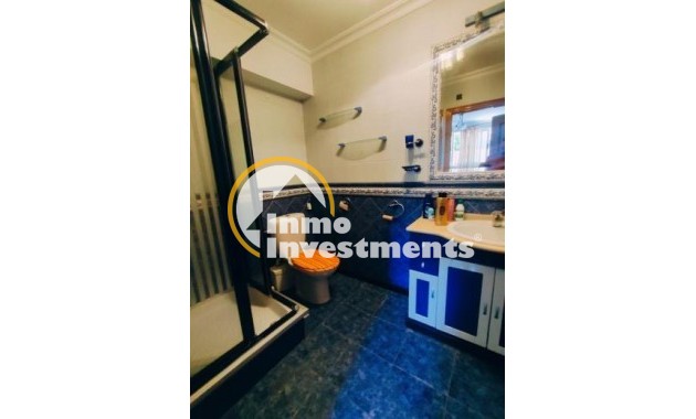 Reventa - Chalet independiente - Torrevieja - Aguas Nuevas