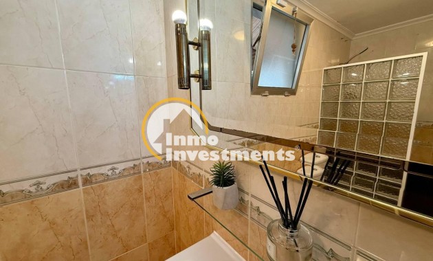 Bestaande bouw - Appartement - Torrevieja - Playa del Cura