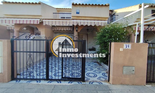 Till salu - Villa - Los Alcazares - Nueva Marbella