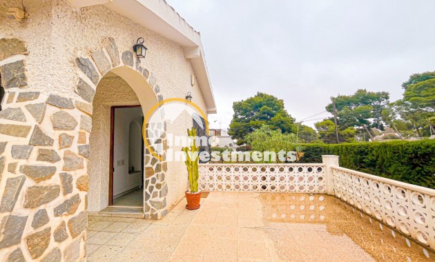 Reventa - Chalet independiente - Torrevieja - Los Balcones