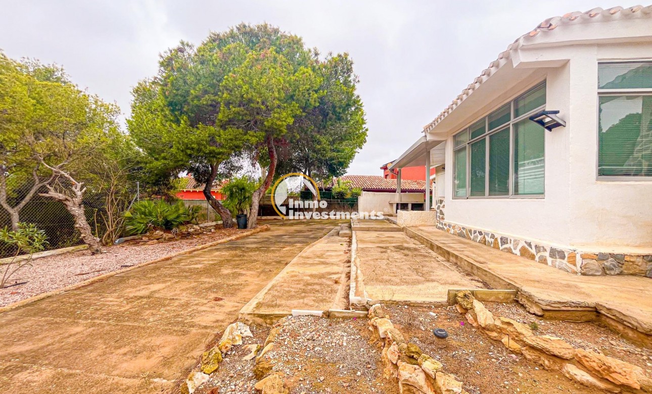 Reventa - Chalet independiente - Torrevieja - Los Balcones