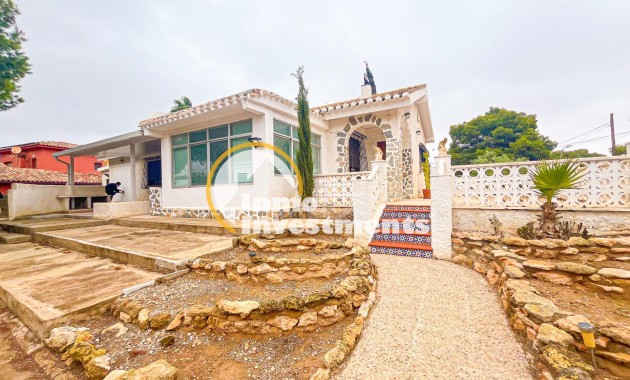 Reventa - Chalet independiente - Torrevieja - Los Balcones