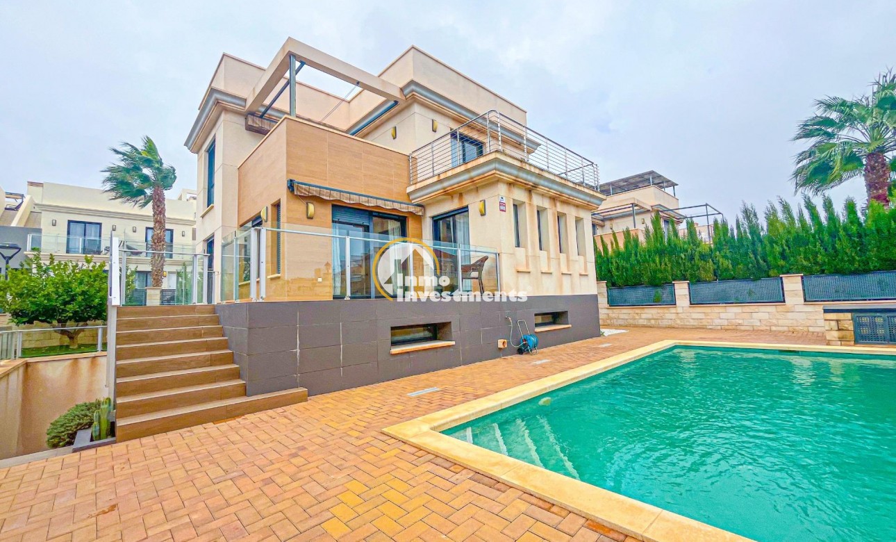 Till salu - Villa - Orihuela Costa - La Zenia