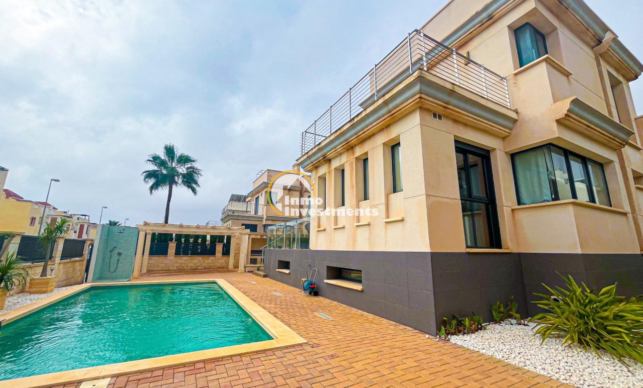 Till salu - Villa - Orihuela Costa - La Zenia