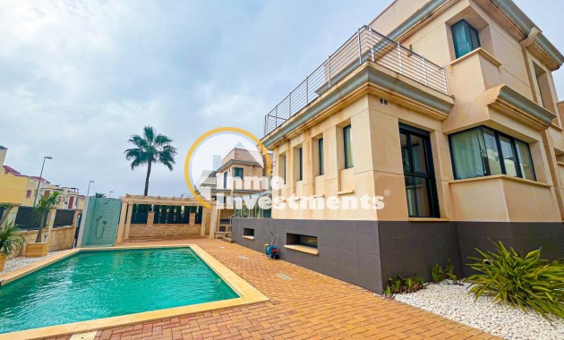 Till salu - Villa - Orihuela Costa - La Zenia