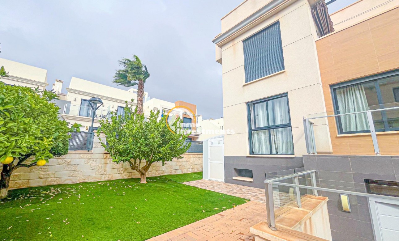 Till salu - Villa - Orihuela Costa - La Zenia